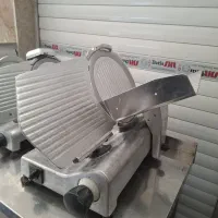 کالباس بر اسلایسر
