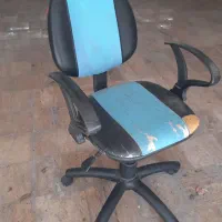 صندلی مطالعه یا کامپیوتر