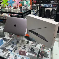 مک بوک پرو MacBook Pro 2019 باi9 رم۱۶گرافیک۴