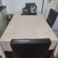 میز غذا خوری ساده و همیشه مد