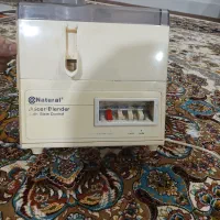 آبمیوه گیر ناسیونال