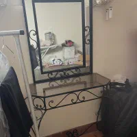 کنسول و آیینه