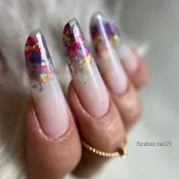 نیازمند مدل ناخن