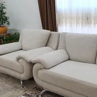 مبل کاملا نو|مبلمان خانگی و میز عسلی|شیراز, کوی زهرا|دیوار