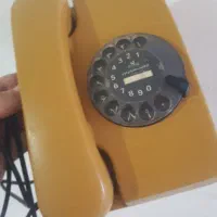 تلفن قدیمی دکوری