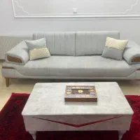 مبل راحتی ۸ نفره تخت شو به همراه جلو مبلی میز عسلی