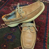 یگ جفت کفش اسپریت ویتنام تمام چرم اصلی سایز 44