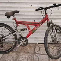 دوچرخه واسکیت