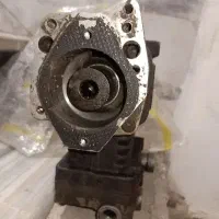 پمپ کلاج کمپرسور پمپ ترمز خاور ایسوزو ده تن بنز|قطعات یدکی و لوازم جانبی|مشهد, سمزقند|دیوار