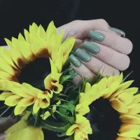 تخفیف ویژه کاشت ناخن برای تکمیل آلبوم کاری