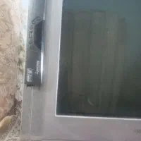 باسلام یک دستگاه تلویزیون ۲۱اینچ سالم