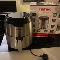 ایر فرایر تفال ۴/۲ لیتری ، کاملا سالم و کم کارکرد