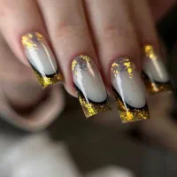 آموزش تخصصی کاشت ناخن و‌استخدام