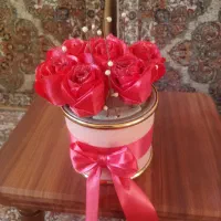 گل رز ربانی|گل مصنوعی|کاشان, میدانگاه آقا|دیوار