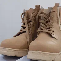 پوتین دخترانه