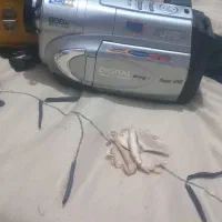 فروش یک عدد دوربین فیلمبرداری بفروش میرسد|دوربین عکاسی و فیلمبرداری|اردبیل, |دیوار