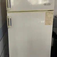 یخچال آزمایش