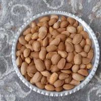فروش بادام