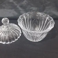 تعدادی ظرف قدیمی همشون خارجی|ظروف سرو و پذیرایی|گرگان, |دیوار