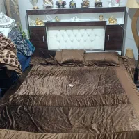 تخت دونفره و میز آرایش