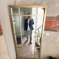 قاب آینه فلزی ایستاده