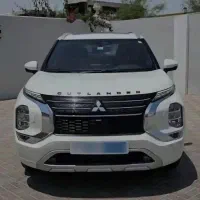 اوتلندر 2025 p line سفید صدفی