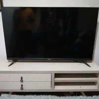 تلوزیون 50 اینچ صنام با میز (نو نو)