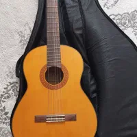 گیتار  یاماها c70