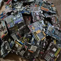 فروش و خرید  انواع برد کامپیوتر، سبز ، مخابراتی