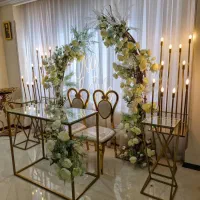 دیزاین جایگاه بله برون و نامزدی میز گل حریر آرایی