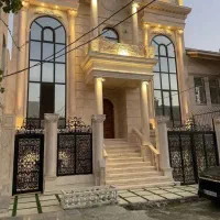 ۳۰۰متر تجاری قلعه مرغی دونبش بورس آلمینیوم ایران