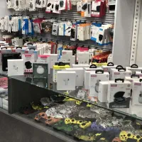 فروش چکی انواع ایرپادوساعت هوشمندبه مناسبت روزمادر