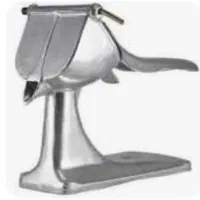 آب انار گیری