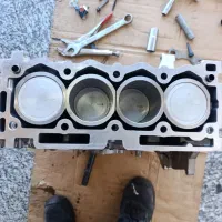 به یک شاگرد مکانیک نازمندیم