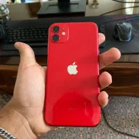 ایفون ۱۱ نرمال ۶۴ گیگ دو سیم کارت باطری۱۰۰ درصد