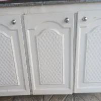 کابینت فلزی در حد نو و سالم