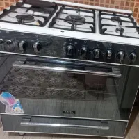 گاز فر دار تمیز و سالم