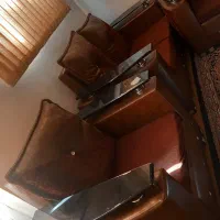 مبلمان ۷ نفره چرم|مبلمان خانگی و میز عسلی|فرخ‌شهر, |دیوار