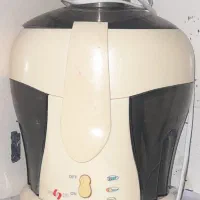 آبمیوه گیری مایسان