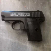 تفنگ اسباب‌بازی اهنی