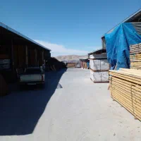 کارگر ساده اتباع کار در انبار ام دی اف