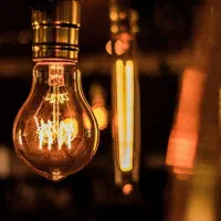 تکنسین برق و تعمیر نگهداری