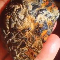 سنگ|کلکسیون اشیاء عتیقه|شیراز, شیخ علی چوپان|دیوار