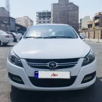 جک جی ۵ اتومات ۱۸۰۰|خودرو سواری و وانت|تبریز, |دیوار