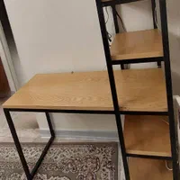 میز چوبی-فلزی