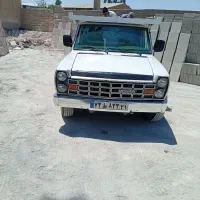نیسان با راننده برای حمل بارهای شما