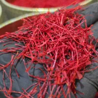 زعفران اصل قائنات با ضمانت صدرصدی