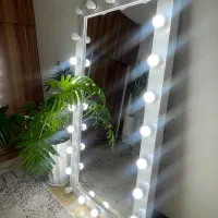 آینه هالیوودی