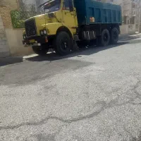 ولوو کمپرسی ده چرخ