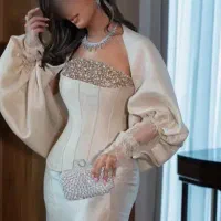 هنرجوی بورسیه خیاطی